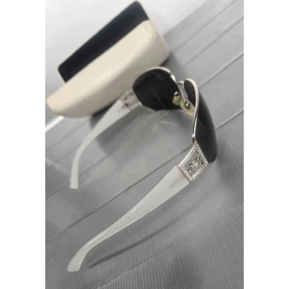 Authentiic VERSACE sunglasses w/MEDUSA 64-17 110 Mod 2031-b 1000/b7